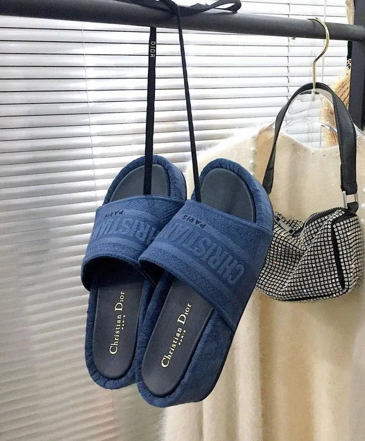 CHRISTIAN DIOR - SANDALES FEMME - https://treadfitpro.com/